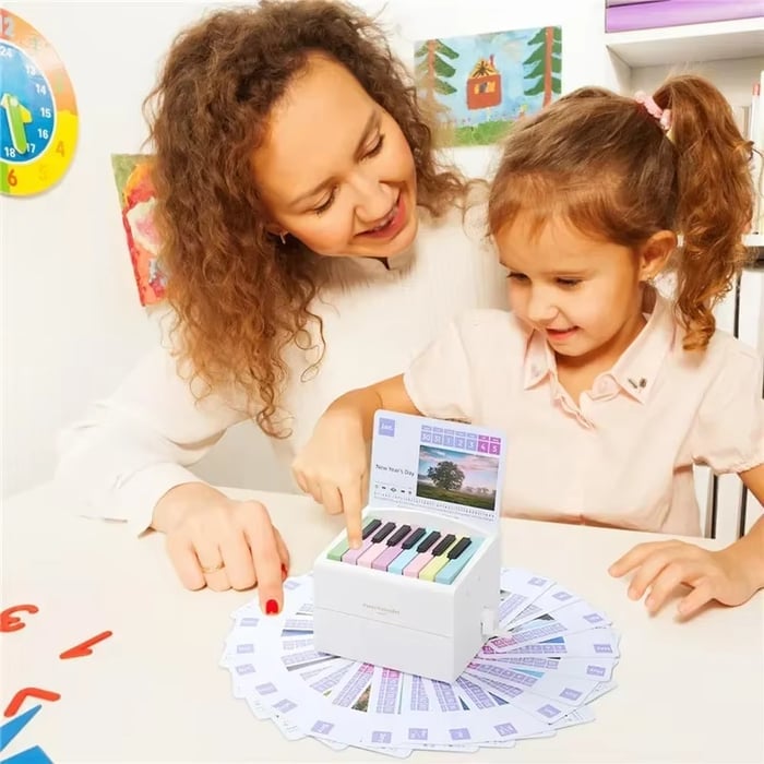 🔥2025 New Arrival🔥🎹Mini Piano Music Calendar 2025 - Playable Piano Desk Calendar Decoration & Practice Tool🎶🎵