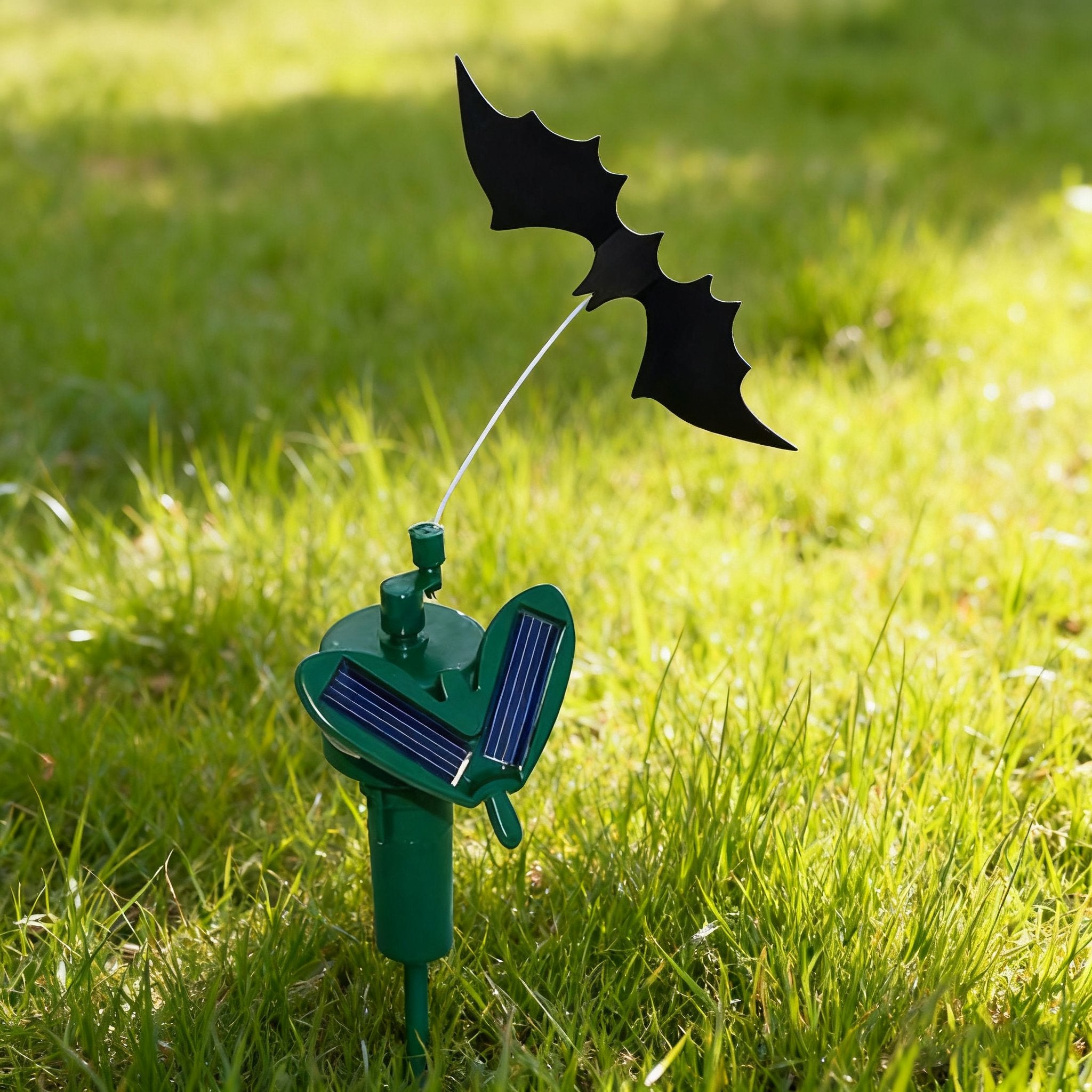 ̈ 🦋🦇 Fluttering Garden Friends Solar Stakes – Hummingbirds, Butterflies & Bats, Magical Outdoor Fun 🌿